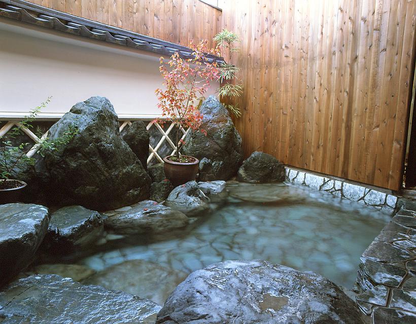 甲府　湯村温泉　露天風呂